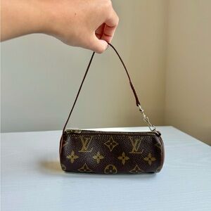 AUTHENTIC Louis Vuitton Mini Papillon Pouch